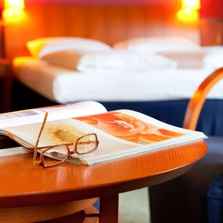 Hotel Vienna House By Wyndham Sonne 4*