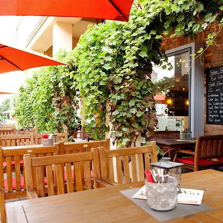 Vienna House By Wyndham Sonne 4* Rostock