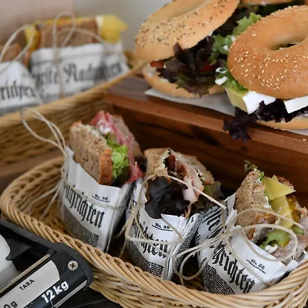 Hotel Vienna House By Wyndham Sonne 4*