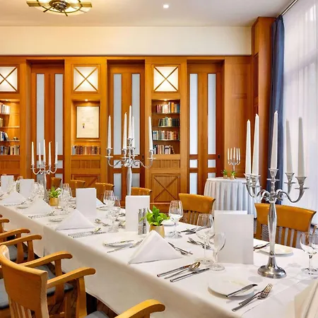 Hotel Vienna House By Wyndham Sonne 4*