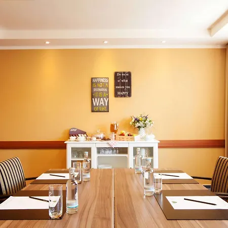 Vienna House By Wyndham Sonne Hotel Rostock