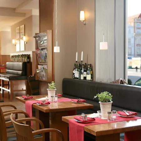 Hotel Vienna House By Wyndham Sonne 4*