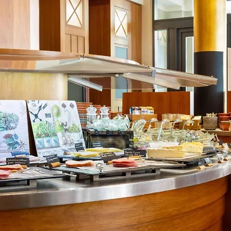 Vienna House By Wyndham Sonne Hotel 4*