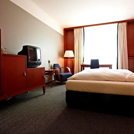 Hotel Vienna House By Wyndham Sonne 4*