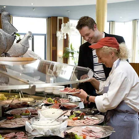 Vienna House By Wyndham Sonne Hotel Rostock