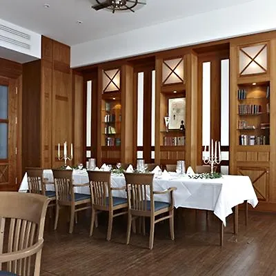 Szálloda Vienna House By Wyndham Sonne 4*