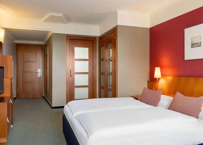 Vienna House By Wyndham Sonne 4* Rostock